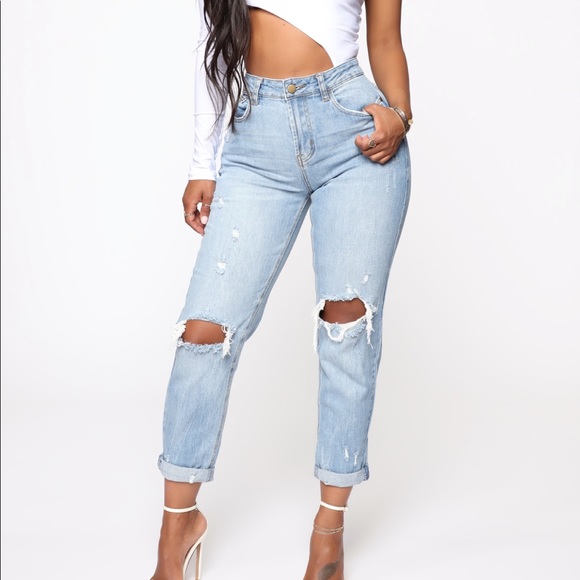 Fashion Nova Stressed out Boyfriend jeans - Picture 1 of 4